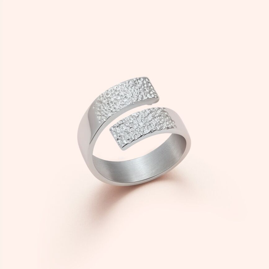 Thick Viggo ring